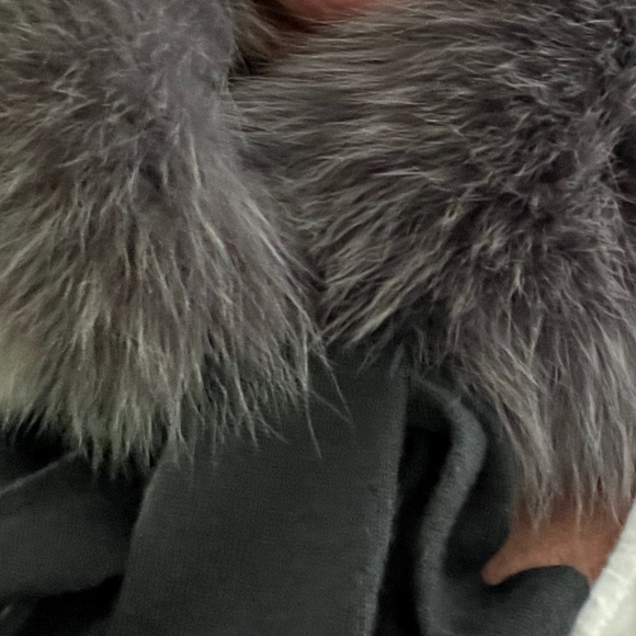 RARE Giorgio Armani Fur Neck Collar Wrap - Picture 5 of 10
